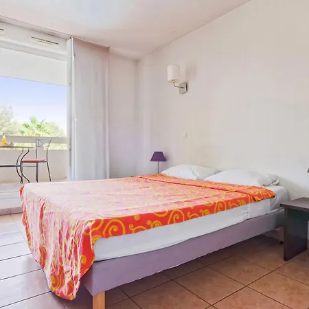 Comfort Six-fours Lejlighedshotel