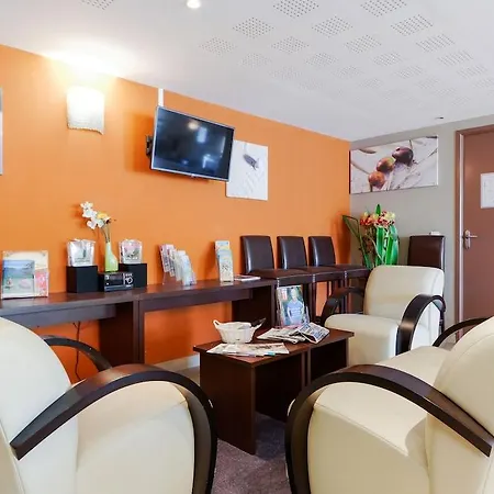 Hotel Comfort Six-fours 3*