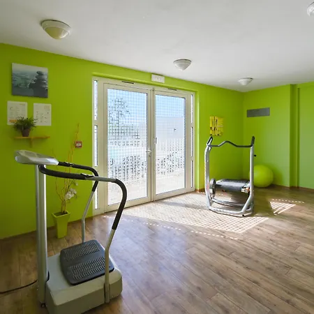 Comfort Six-fours Hotel 3*