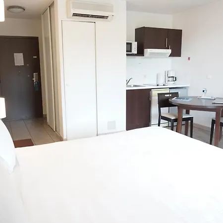 Lejlighedshotel Comfort Six-fours 3*