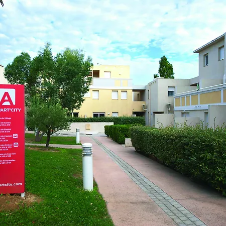 Aparthotel Comfort Six-fours