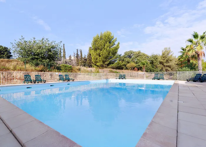 Comfort Six-fours Hotel 3*
