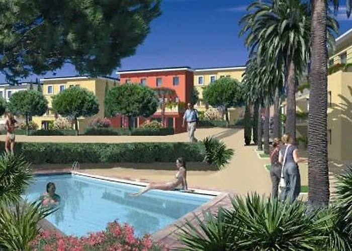 Comfort Six-fours Hotel 3*